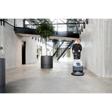 LAVASCIUGA PAVIMENTI UOMO A TERRA PICCOLE  SCRUBBER SC370 43B-EU